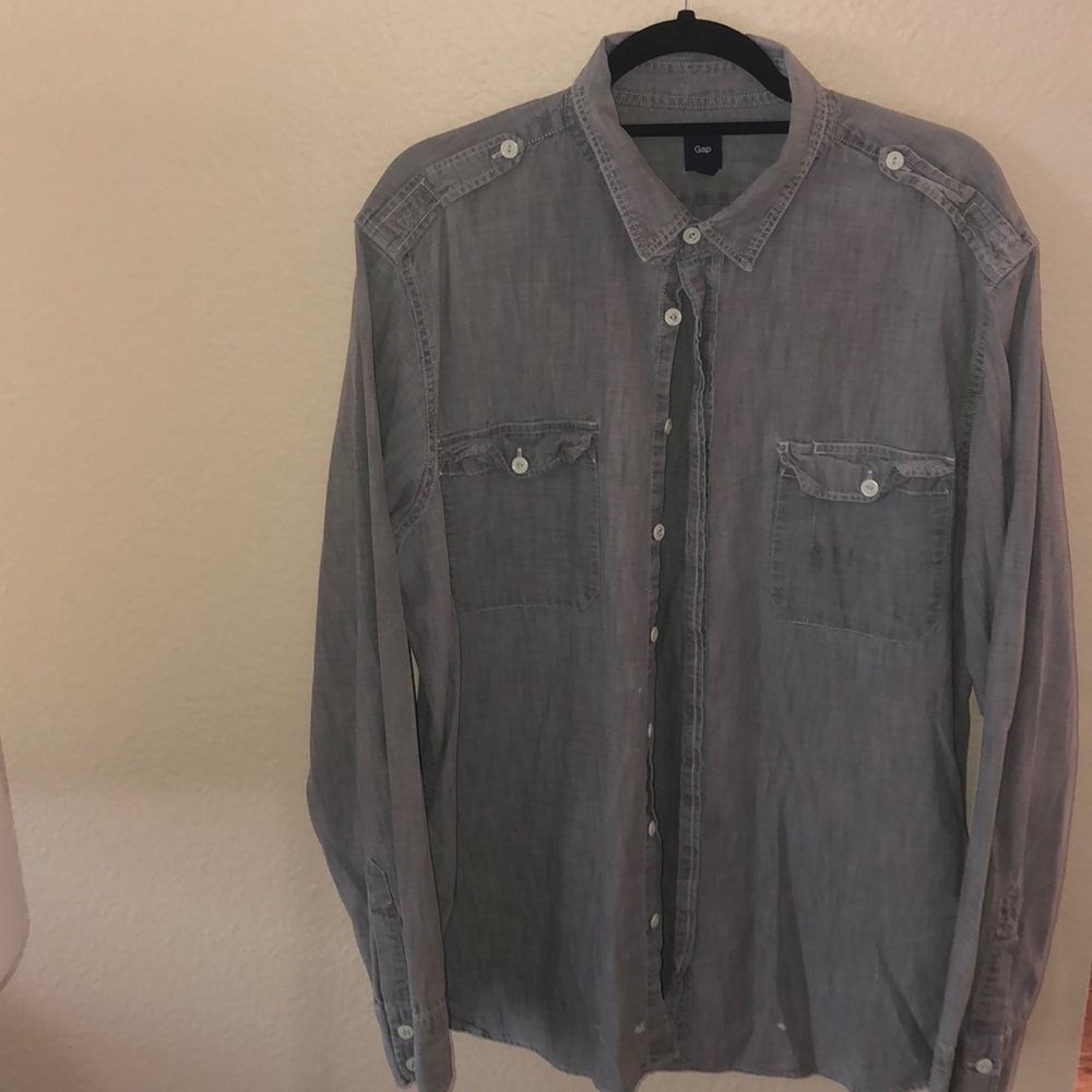 Men’s Gap Button Down